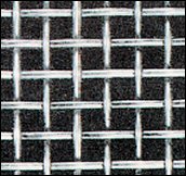 We supply welded wire mesh with large openings welded from thin wires, such as 25mm openings welded from 0.65mm wire diameter.